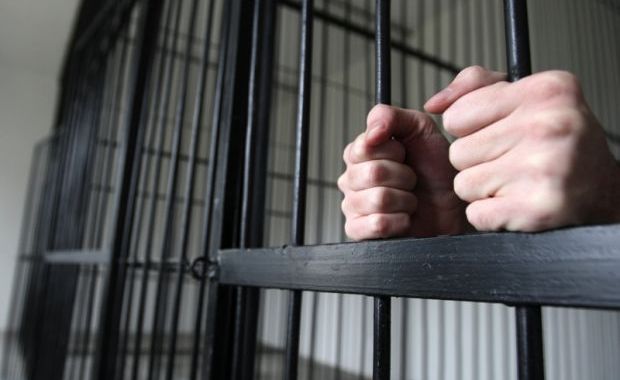 Pensionarul militar acuzat de pedofilie a contestat arestarea! Ce a decis azi instanța