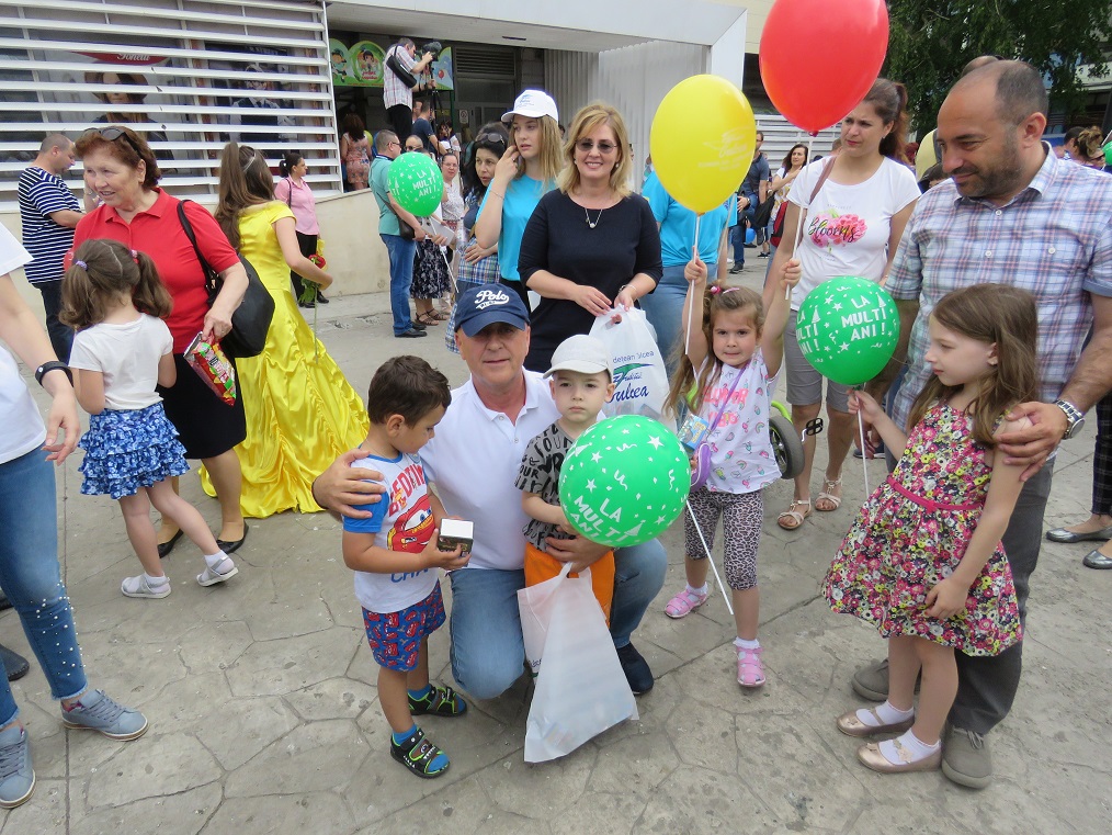 Carnavalul Copiilor „Uniți pentru Copilărie“, de 1 Iunie, în Piața Civică