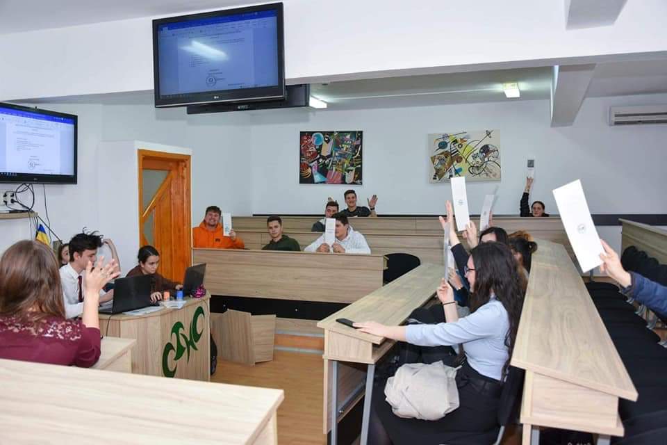 Reprezentanții elevilor din Tulcea, nemulțumiți de deciziile ministrului Educației