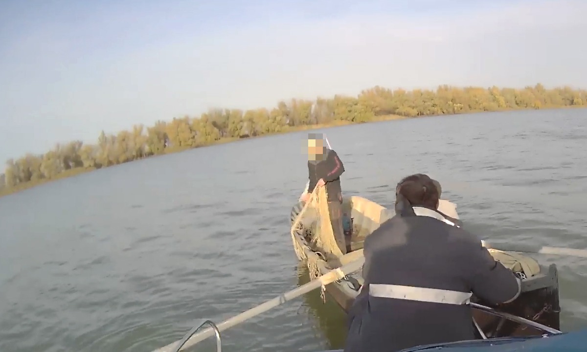 Cetățeni ucraineni depistați pescuind ilegal pe teritoriul românesc, la Chilia