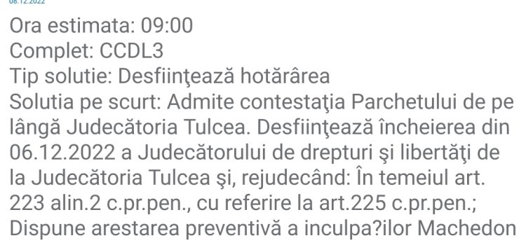 POLIȚIST LOCAL BĂTUT ÎN PIAȚA CIVICĂ. AGRESORII AU FOST ARESTAȚI