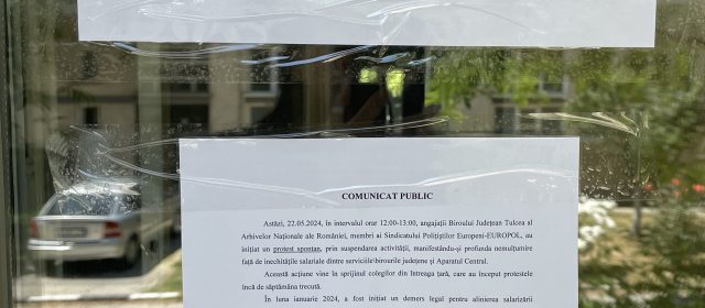 Protest spontan la Biroul Județean Tulcea al Arhivelor Naționale