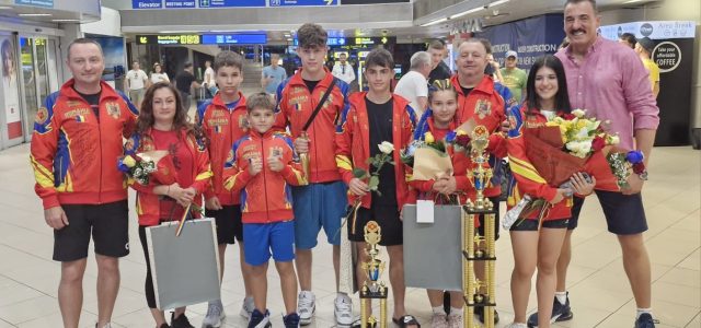 Aur și bronz pentru tulceni la competițiile de karate din Kazahstan