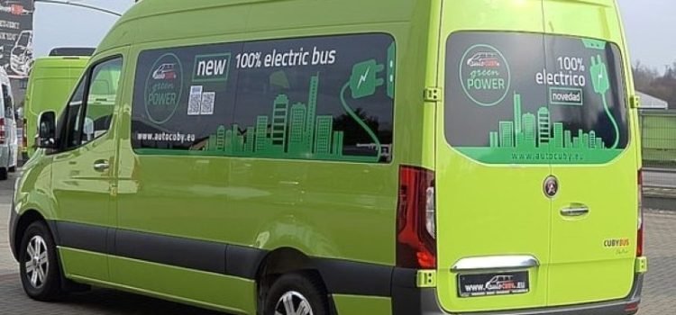 Microbuze electrice pentru elevii din județul Tulcea