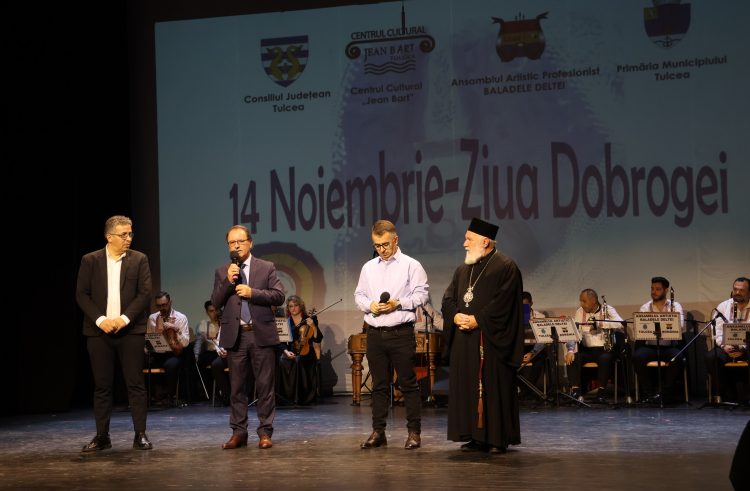 Ceremonial militar, vernisaje, lansare de carte și spectacol de Ziua Dobrogei, la Tulcea