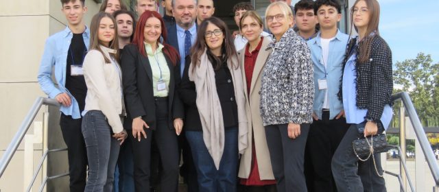 Elevi tulceni și italieni, oaspeți ai Consiliului Județean Tulcea, în cadrul Programului Erasmus+