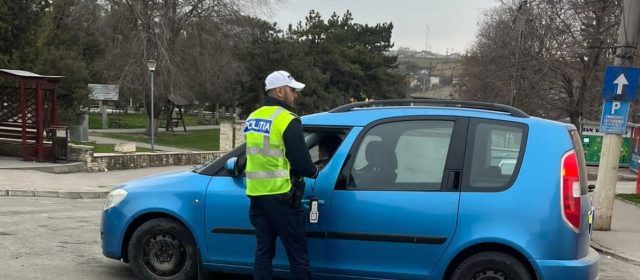 Acțiune de amploare a polițiștilor în Babadag: zeci de amenzi și permise reținute
