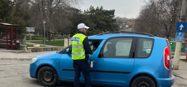 Acțiune de amploare a polițiștilor în Babadag: zeci de amenzi și permise reținute