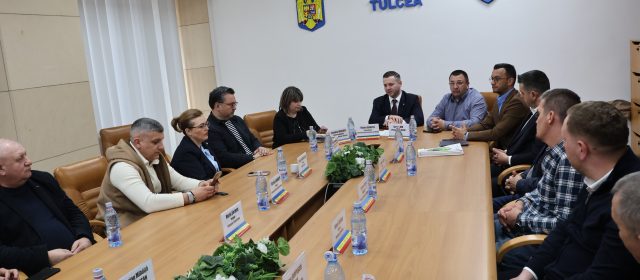 11 comune din Tulcea au accesat fonduri pentru creșterea eficienței energetice a sistemelor de iluminat public   