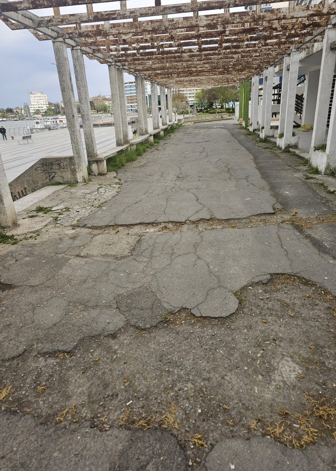 Proiect pentru modernizarea segmentului de faleză rămas neamenajat,zona de dig