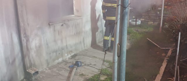 Sfârșit tragic pentru o mamă și fiul ei: incendiu fatal într-un bloc din Tulcea!