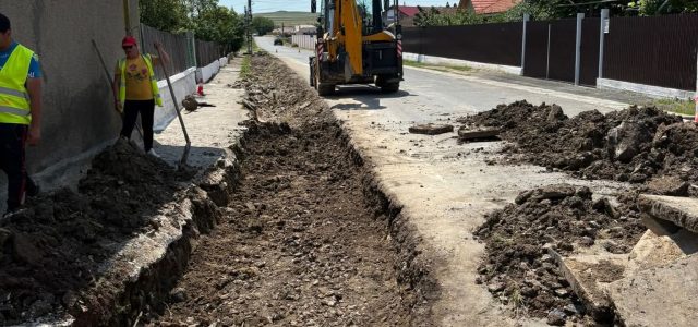 Primăria Comunei Baia a demarat lucrările de modernizare a zonei din jurul Școlii și Bisericii de pe strada Oborului
