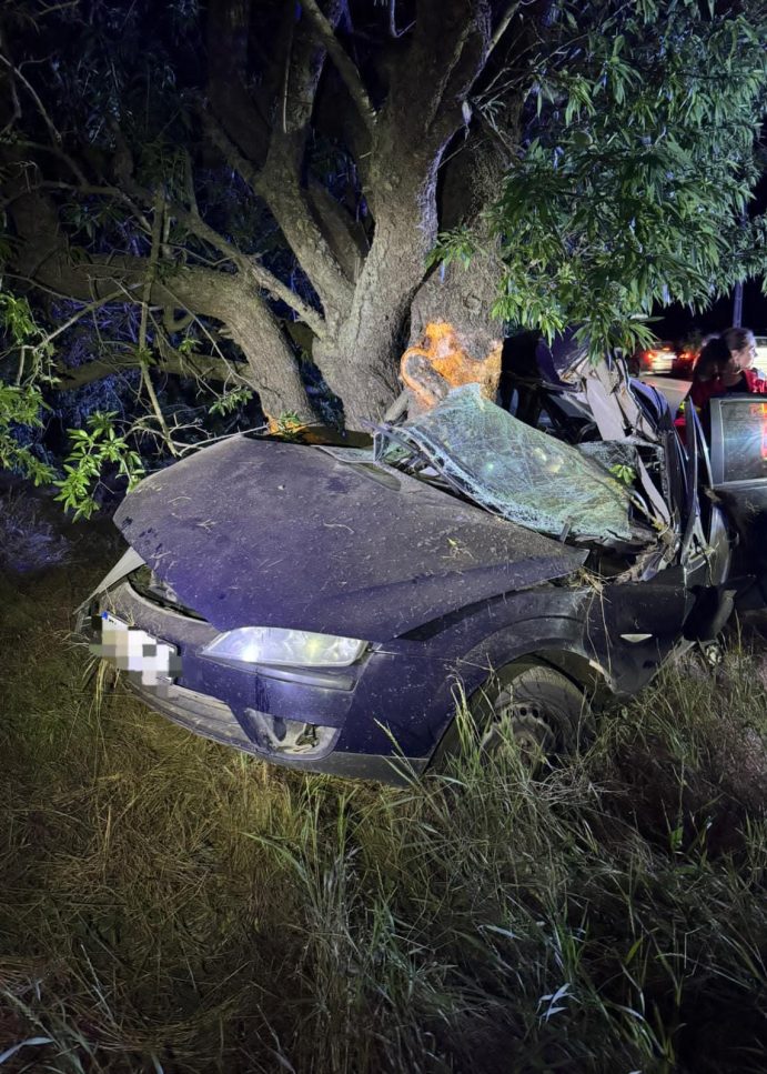 Accident rutier pe DJ 222, pe direcția Agighiol – Sabangia. Două persoane au ajuns la spital