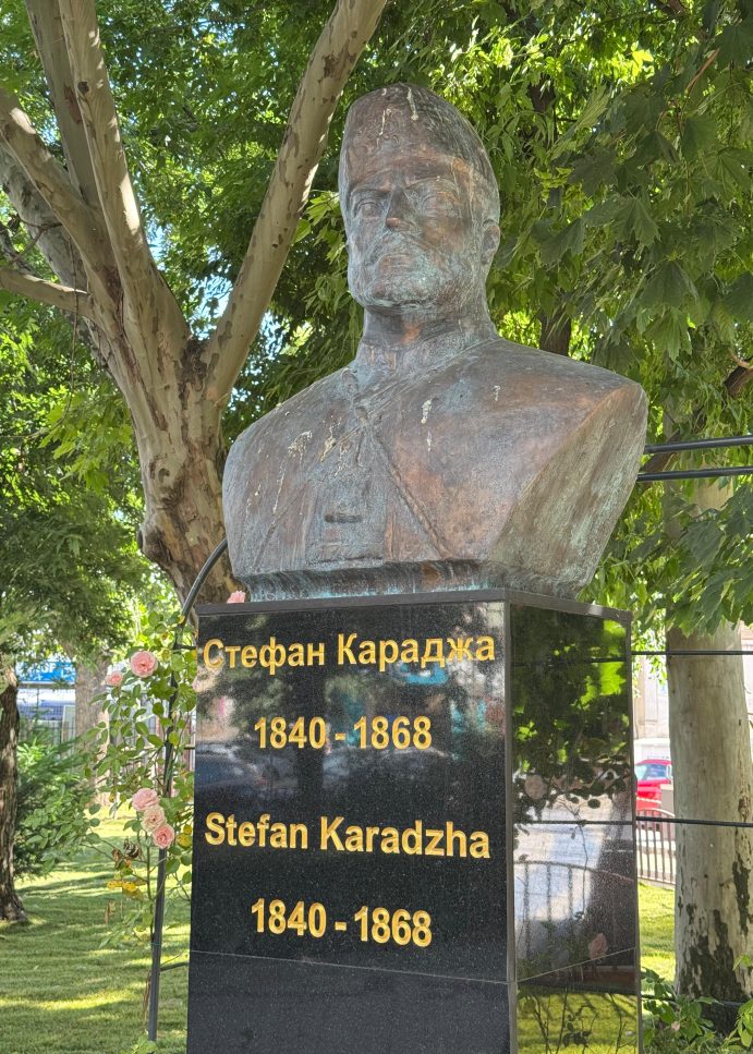 Tulcea inaugurează monumentul dedicat revoluționarului bulgar Stefan Karadzha