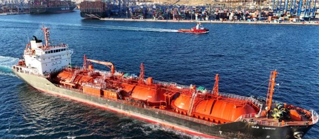 Explozie la bordul unei nave aflată în tranzit prin Zona Economică Exclusivă a României