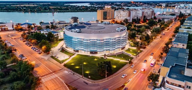 INVESTIȚII în INFRASTRUCTURA SPORTIVĂ Sala Polivalentă își deschide porțile Vezi AICI Programul complet al meciurilor FIBA U18
