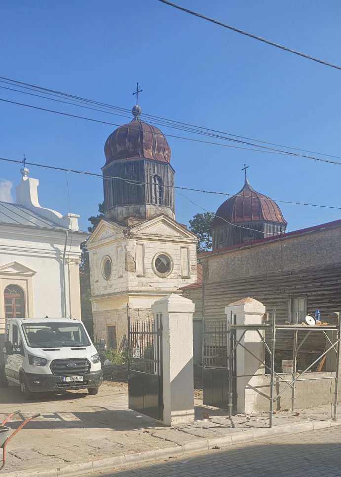 Demolarea trapezei Bisericii Grecești din Sulina, solicitată de Parohie prin documentația oficială a proiectului de restaurare