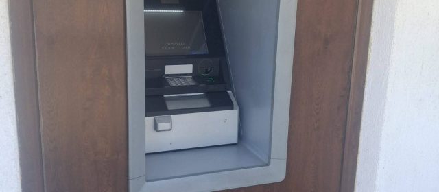 ATM nou, instalat în comuna Nufăru. Locuitorii pot face retrageri și depuneri de numerar